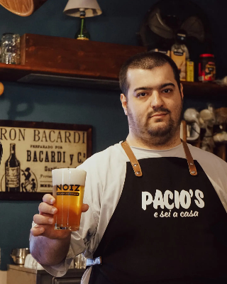 Ancona piange Alessandro Pacetti, storico barista del Pacio’s